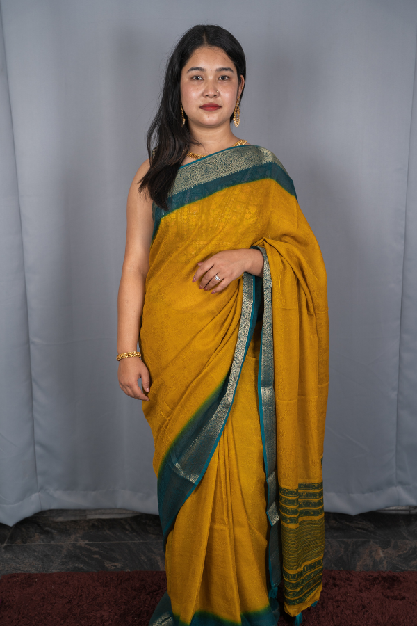 2D Patron Georgette with Zari Border - Nivedita